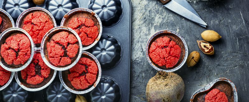 Sladké muffiny z červené řepy na svačiny nejen do školy